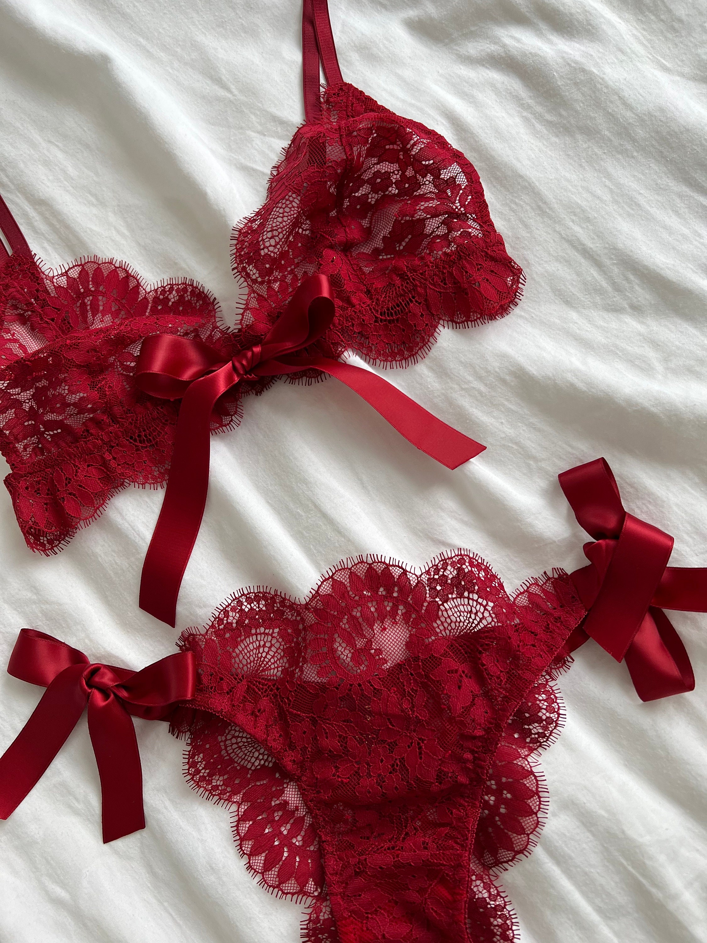 Lencería de encaje rojo erótica con lazos, ropa interior romántica