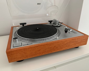Technics 1200 1210 木製サラウンド、台座。ターンテーブル Technics 1200 1210 木製サラウンド、台座。ターンテーブル