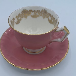Aynsley  Rose Pink and Gold Teacup and saucer | Bone China Teacup and Saucer | Made in England | Vintage English Bone China