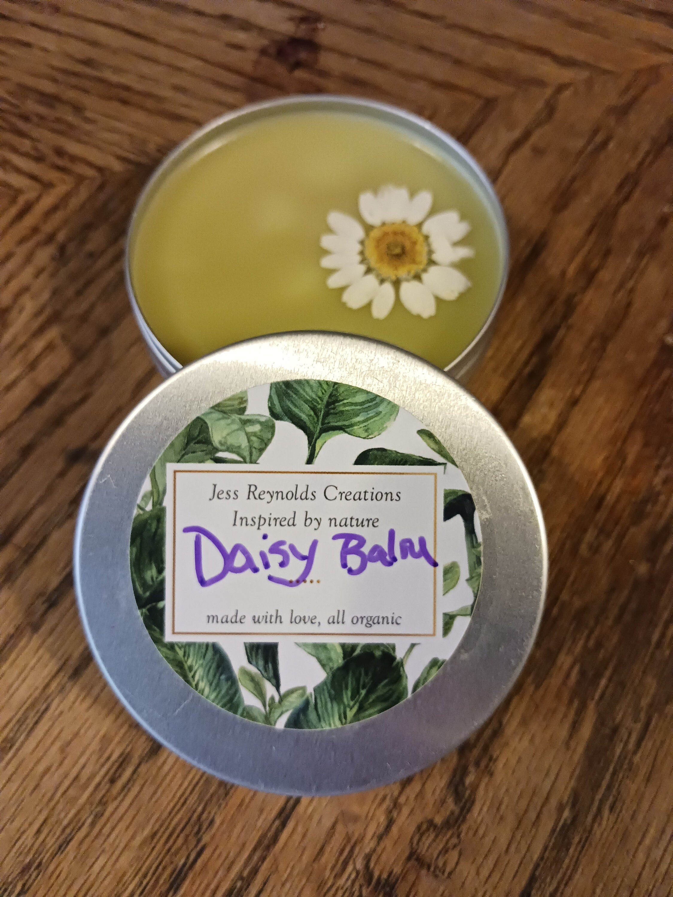 200 Pcs of FRESH 2022 Naturally Dried Daisy Flower heads, Great For, Balms,  Bath Salts, Organic Daisies, Premium Quality, Bellis Perennis 