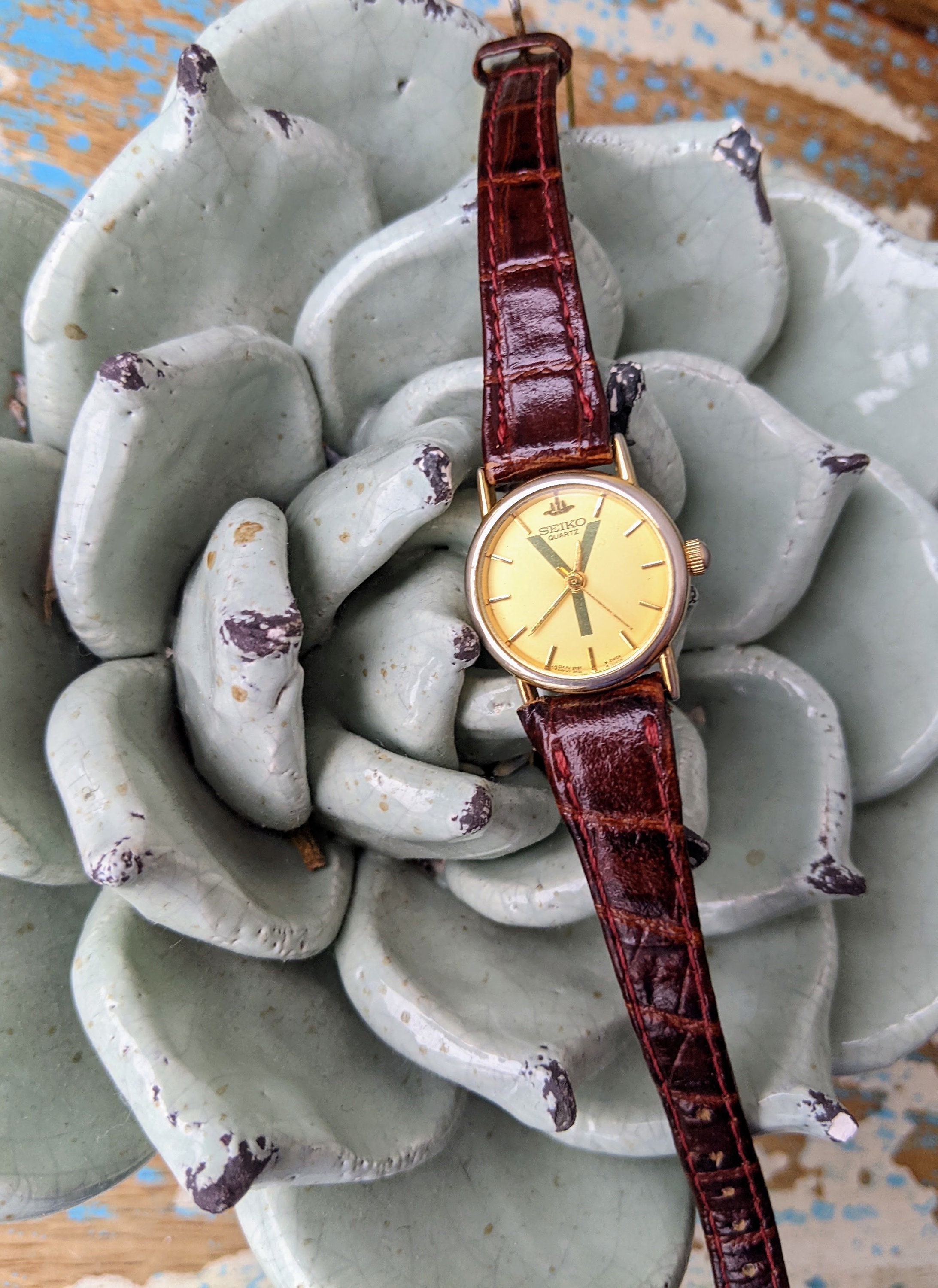 SEIKO Quartz Gold Tone Ladies | SRZ554 main image 0