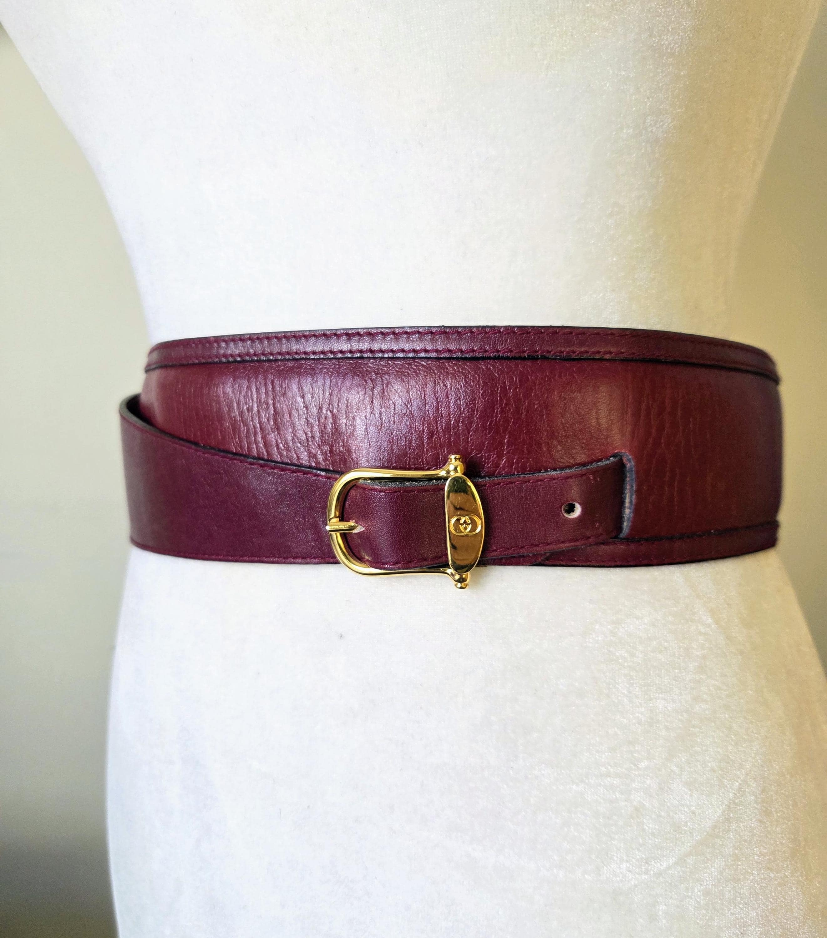Vintage Gucci wide leather belt with tooled buckle. Like New. Size 90 (S/M) Gucci Leather Wide Belts for Women for sale | eBay main image 2