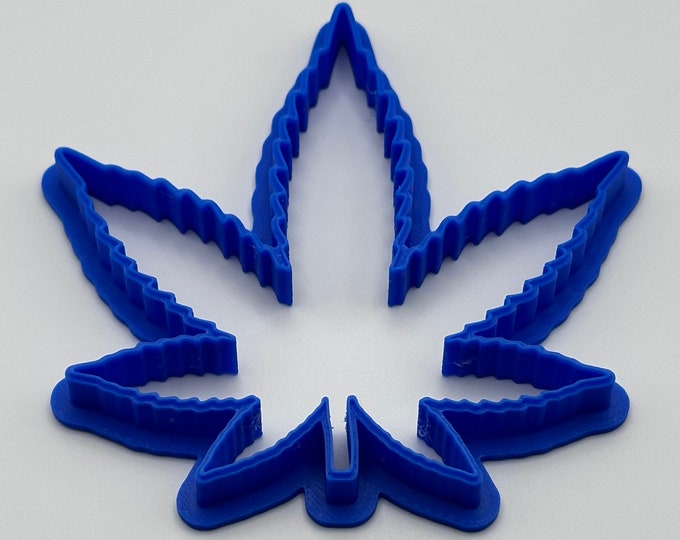 3D Printed Leaf Cookie Cutter Natureinspired Baking Tool Hand Wash