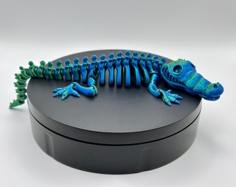 Flexi Factory Crocodile Sculpture - Aquatic Elegance 9 inches