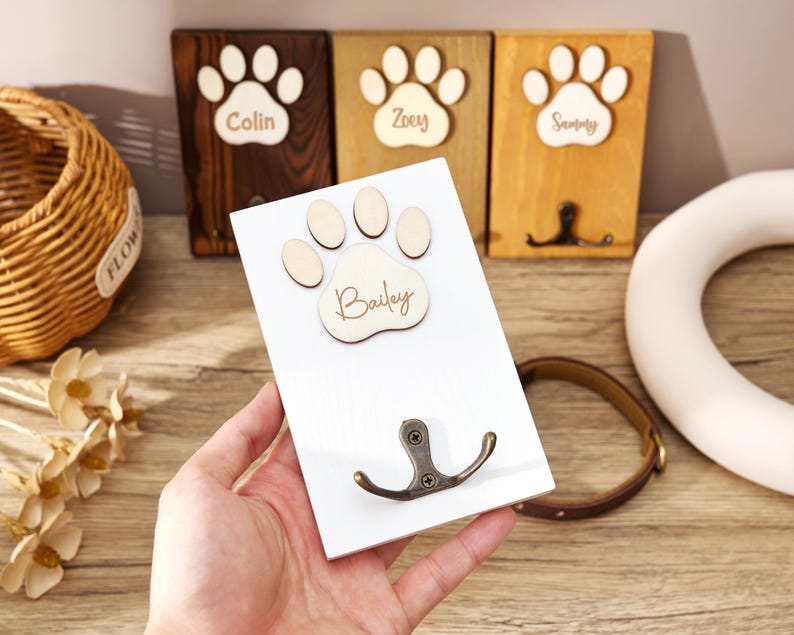 Personalized Wooden Pet Leash Hook, Paw Print Leash Holder, Custom Pet Wall Organizer, Dog Lover Gift image 3
