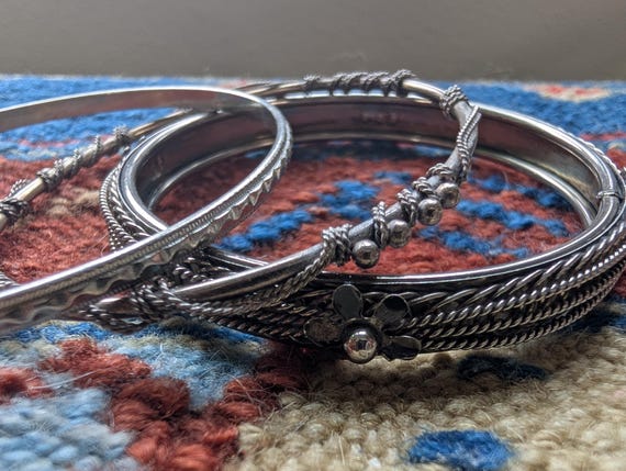 Authentic Indian Bangles (3) - image 1