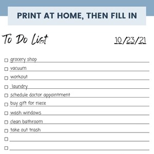Op de afbeelding: Een printbare to-dolijst met de datum 10/23/21 bovenaan. De lijst bevat taken zoals boodschappen doen, stofzuigen, trainen, was doen, een doktersafspraak plannen, een cadeau voor een nichtje kopen, ramen wassen, de badkamer schoonmaken en de vuilnisbak buiten zetten.