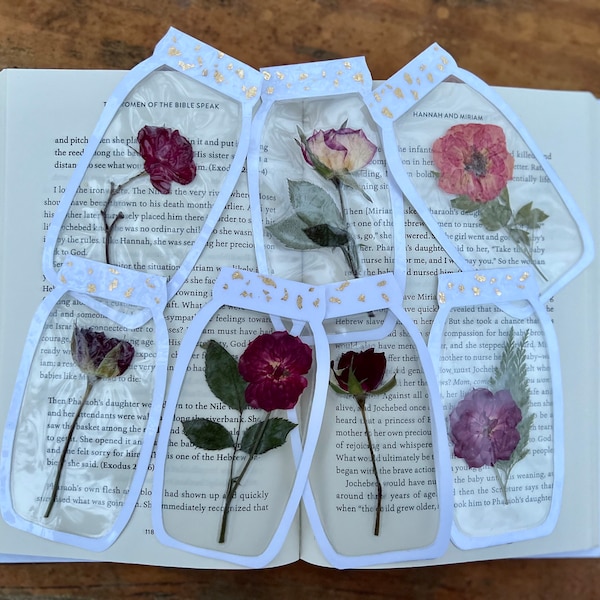 Laminated Jar Bookmark, Pressed Wildflower Bookmark, Real Pressed Flowers, Real Roses, Handmade Bookmark, Book Gift, Book Accessories