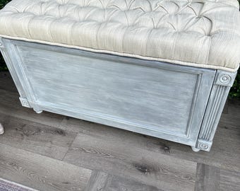 ¡VENDIDO!**Banco de almacenamiento de madera con cojín de asiento tapizado- Pedidos personalizados disponibles