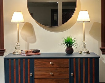 VENDIDO!**~ Por favor, no compre. Cómoda/aparador/credenza/soporte de TV moderno de mediados de siglo