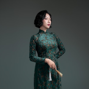Emerald Velvet Áo Dài with Floral Motif