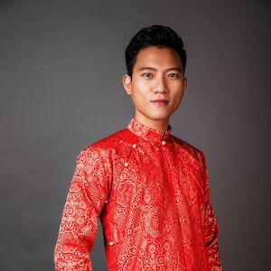 Men's ao dai in red. Vietnamese national clothing. Free custom fit.