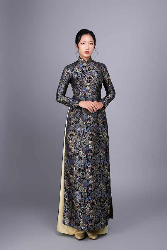 Partywear long gown designs from brocade fabric || Brocade silk anarkali  long frock design ideas - YouTube | Long gown design, Long gown, Silk dress  design