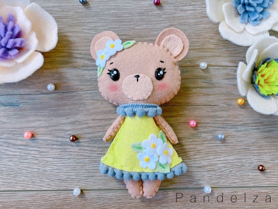 Bear doll PDF pattern. Wood land animal felt pattern. DIY bear doll with easy sewing instruction. Room and nursery decor.