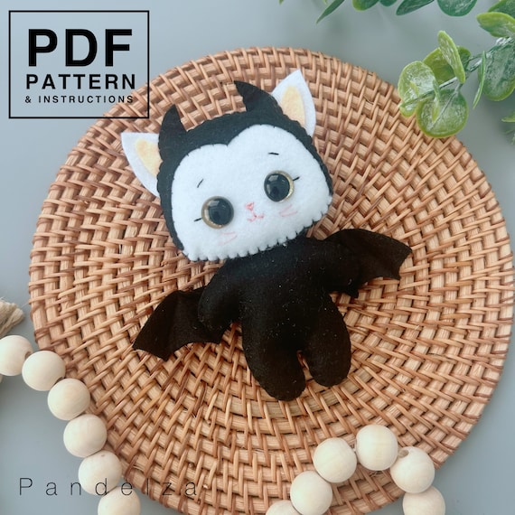 Bat cat Halloween costume PDF Pattern. DIY Halloween felt doll pattern and tutorial step by step. Cute decor/ ornament/ toy.