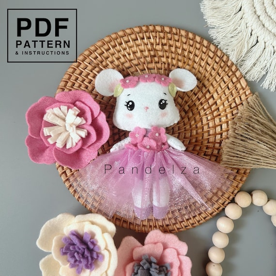 Mouse doll and flower PDF Pattern. Easy felt toys pattern with instructions. DIY cute mouse toys, baby mobile, garland, decoration…