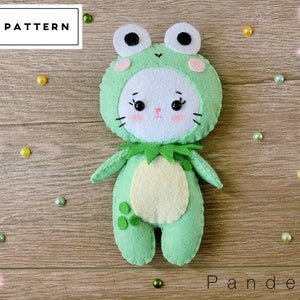 PDF Nähanleitung für Katze im Froschkostüm. Einfaches Katzen Schnittmuster mit Nähanleitung. DIY niedliche Katze Filzweiche Puppe Baby Handy Spielzeug.