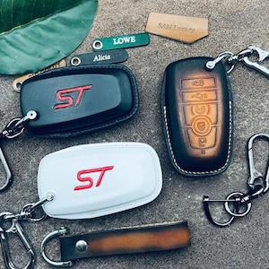 Cover For ST Explorer Expedition Edge st Red Model Escape Fusion Focus Leather Key Fob Cover Case Keyless Remote Holder Keychain 2024 2025
