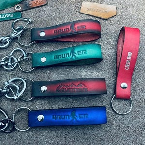 For 4 Runner Keychain Leather 2024 2025 4runner Trd Pro Trd OffRoad Lanyard Strap Cord Wristlet Hook Key fob remote organizer Anti Lost