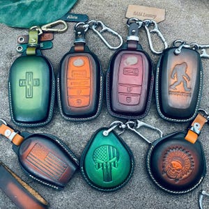 ALL Type Highlander Land cruiser Rav4 Prius 4runner Tundra Tacoma Sequoia Corolla Leather Key Fob Cover Case Remote Control Holder Keychain