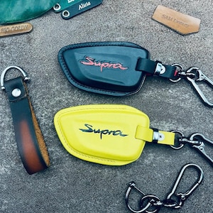 Nyckelring passar till Gr Supra GT Sport A90 A91 Mk4 Mk5 Mk7 2025 2024 nyckelringsfodral i läder, nyckelfri fjärrkontrollhållare, ficka, anpassad