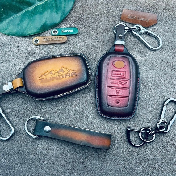 For 2024 Tundra Trd Pro Sport sr5 Platinum 2023 Key Fob Cover Case Leather Custom Keychain Keyless Remote Holder Accessories Shell Gift