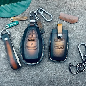 Housse pour aston porte-clés en cuir 2023 Dbx Db9 db10 Db11 SP10 Vantage 007 D89 Rapide Crystal porte-clés sans clé