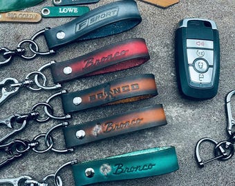 Bronco Keychain Sasquatch Leather Keychains Lanyard Strap Keyring Sport Hook Fob Vintage Retro Classic Clip Clasp Key Chain Men Woman Gift