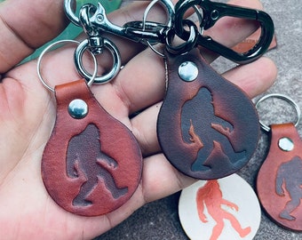 Custom Leather Keychain Fit For Bronco Sasquatch Bigfoot Horse Design, Short Keyring Hook Key Fob Accessory Small Unique Gift initial Letter