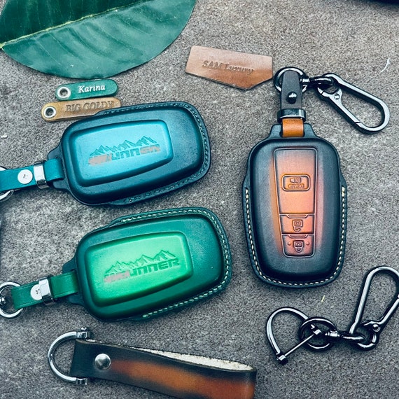 Fit For 4 Runner Trd Pro Premium Sport Sr5 Limited Offroad2024 Key Fob Cover Case Smart Keyless Keychain Remote Holder Custom Mountain