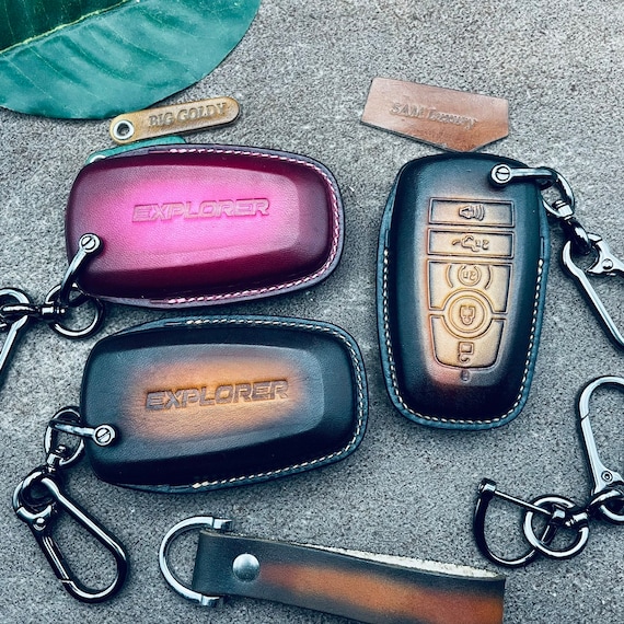 Cover Fit For Explorer Expedition Limited Edge Fusion St Escape Offroad 2023 2024 Leather Key Fob Cover Case Remote Keyless Holder Keychain