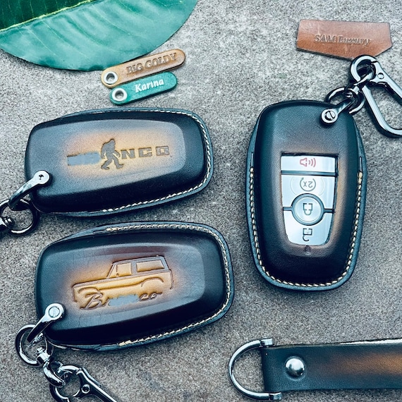 For Bronco Sport Key Fob Cover Case Holder Smart Remote Holder Keyring 2023 2024 Bronco Keychain Leather Keyless Pouch Cut Out Buttons