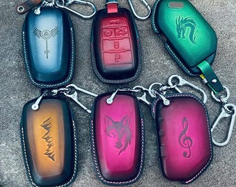 Funda personalizada para Ram 1500 Goat Longhorn tungsteno Trx Rebel Funda para llavero Estuche Soporte protector para llavero, Lobo Sasquatch Yeti Dragón de la suerte