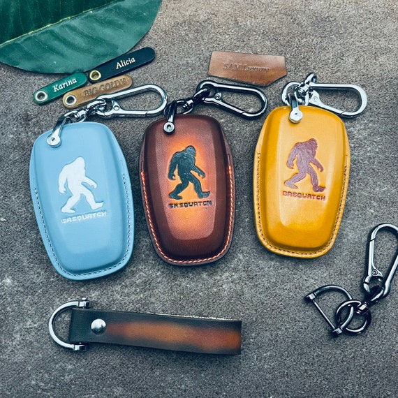 Painting Sasquatch Bigfoot Bronco Sport Key Fob Cover Case Leather keychain Keyless Holder Accessories Custom outstanding Gift Drawing Color
