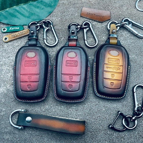 For Prius Gr Corolla Grand Highlander Crown Land Cruiser Sequoia Trd 2024 Key fob cover case Leather Keyless Remote Holder Keychain