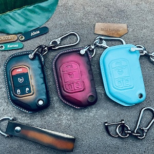 Key Fob Cover Case Leder für Wwrangler Ggladiator Rrubicon Ssahara 392 2023 2024 Keyless Fernbedienung Halter Schlüsselanhänger Holster Schlüsselanhänger Custom