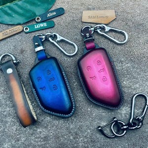 For 2025 2024 Taos Atlas Cross Sport Tiguan Passat Jetta Key Fob Cover Case leather Keyless Remote Holder Shell keyring Keychain Clip Custom