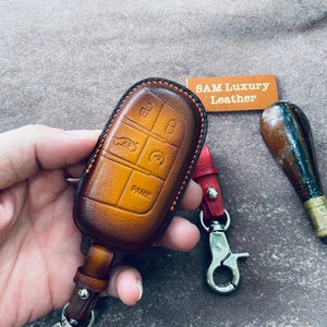 Leather Key Fob Cover Case For Charger Challenger Srt Hellcat Scat Pack Bee Super 1320 Demon Hornet Dart Durango Journey Keychain Holder