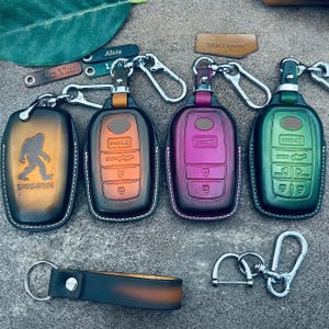 Cover For Tacoma Trd pro Sport Sr Sr5 PreRunner Limited Trailhunter Key Fob Cover Case Leather Keychain Keyless remote Holder Custom