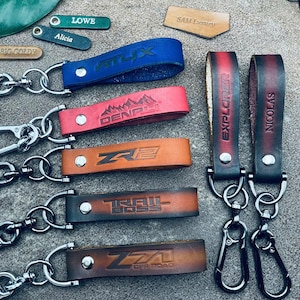 Leather Keychain Gmc/Chevy At4x z71 At4 Zr2 Trailboss Yukon Sierra Denali Ultimate Colorado Silverado Lanyard Strap Hook Key fob Clip Clasp