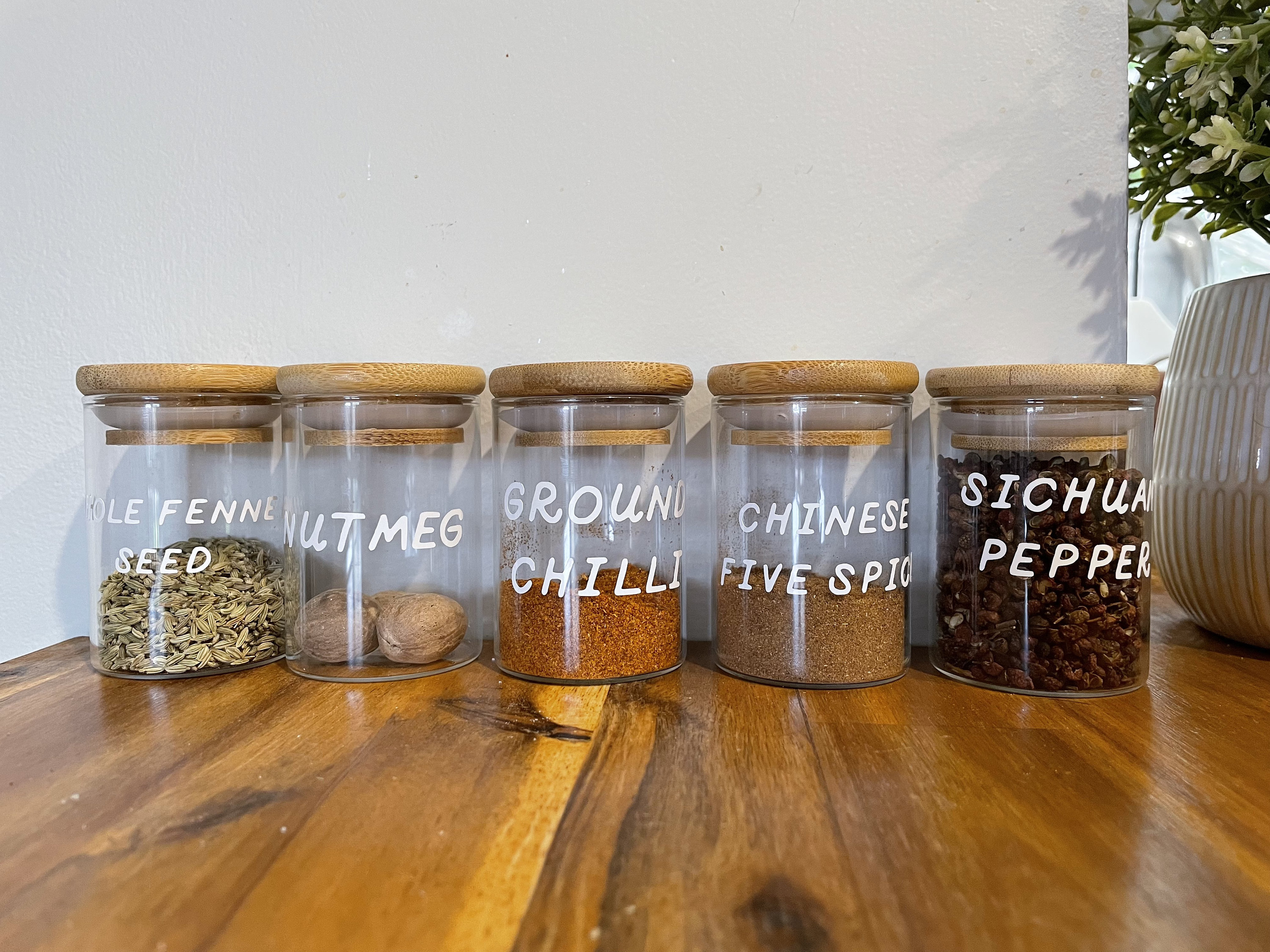 Spice Jars With Labels 100ml Glass Jar With Bamboo Lid 