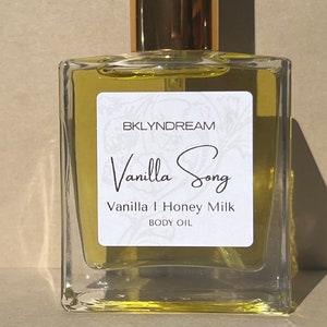 Vanilla and Honey Milk Body Oil, Vanilla Perfume Body Oil, Spa Scent Plant Based Body Oil.
