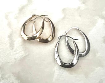 Lightweight Oval Hoop 10K Gold Earrings-Classic Gold Hoops Women-Everyday Minimalist Jewelry-Real 10K Gold Wedding Anniversary Earrings Gift