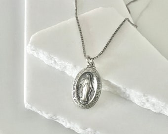 Sterling Silver Miraculous Mary Pendant, Antiqued Virgin Mary 28mm Oval Pendant, Optional Sterling Silver 1.3mm Box Necklace, Men&Women Gift