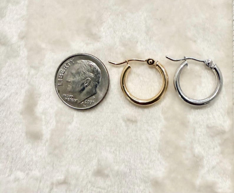 10K Gold Hoop Earrings Minimalist Thin Hoops-Everyday Small Mini Lite Gold Hoops-Gift for Her afbeelding 7
