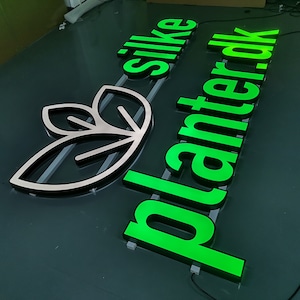 Logotipo acrílico personalizado, letrero con letras de canal de acero inoxidable, letras iluminadas frontalmente, caja de luz LED, número retroiluminado, cartelera comercial impermeable.