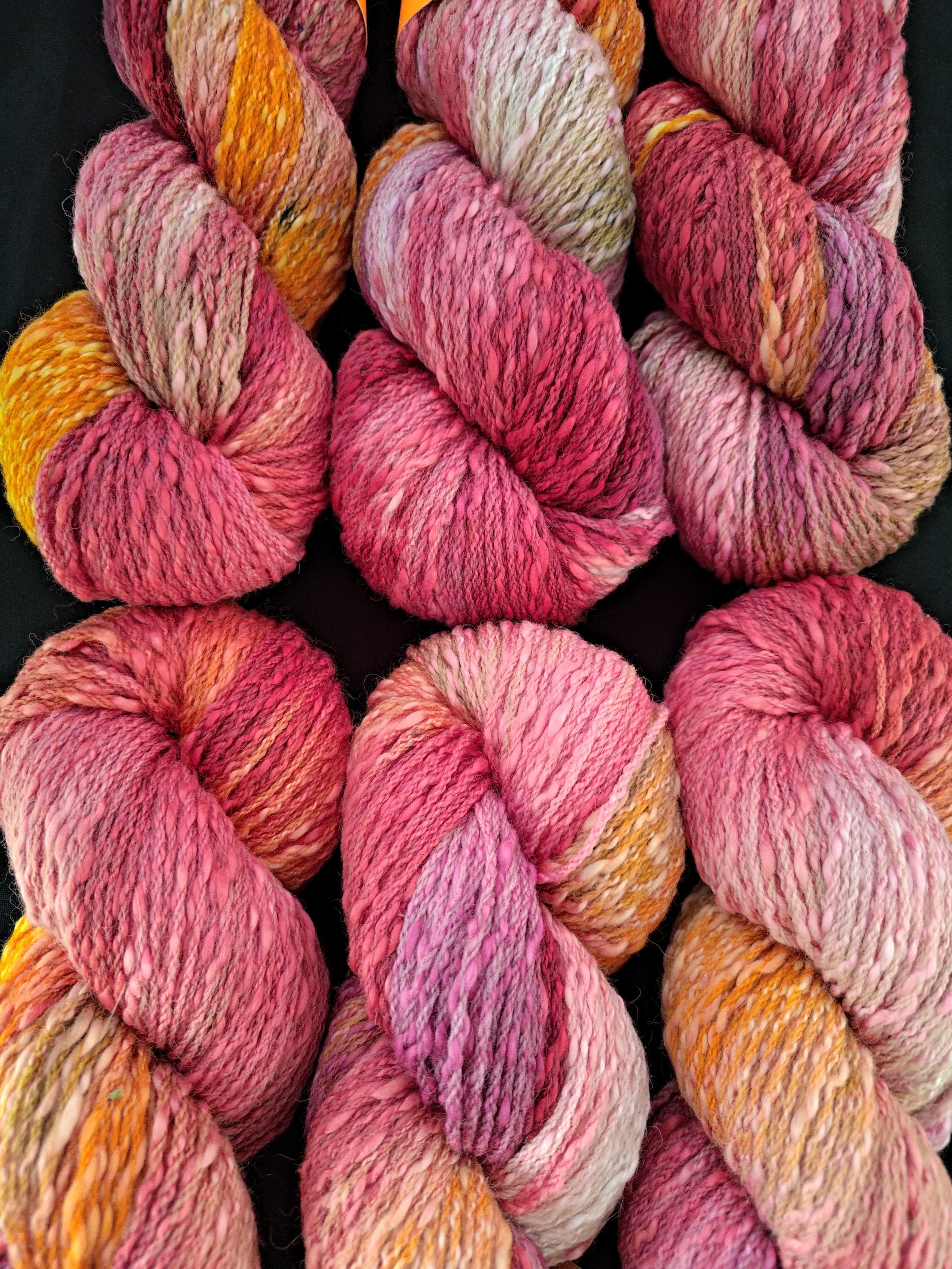 手染めウール/コットン糸: 8ply「Ares」100g/200m レッドバーガンディ