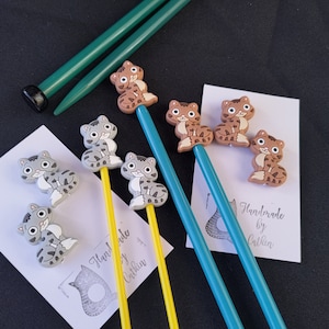 Knitting needle stoppers/ knitting needle keepers: tabby cat kitty set of 2 needles stoppers kitty cat silicone end knitting needle caps