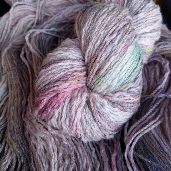 Fil de laine/coton teint à la main : 8ply "Fairy forest" 100g/200m UV réactif texturé teint à la main laine mérinos australienne coton mélangé, pastels