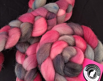 Handgeverfde Noorse wolvezel - spinvezel "Galah" 100 g roze grijze tonale handgeverfde vezels, 100% Noorse wol vezelvilt van zeldzame rassen